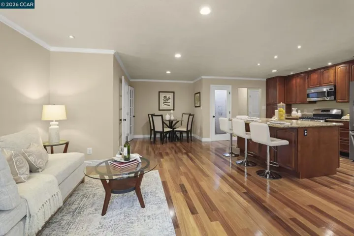 205 Summit Rd, Walnut Creek, California 94598-4729
