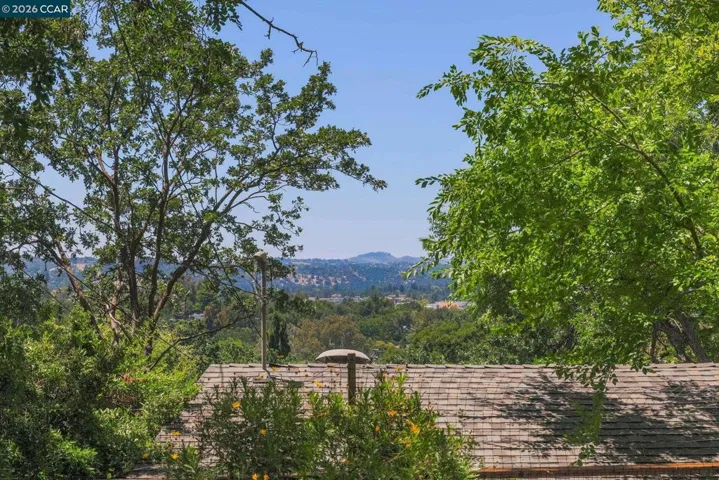 205 Summit Rd, Walnut Creek, California 94598-4729