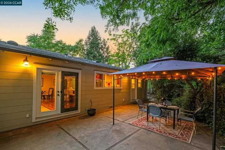 205 Summit Rd, Walnut Creek, California 94598-4729