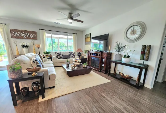 24959 Bridlewood Cir, Menifee, California 92584