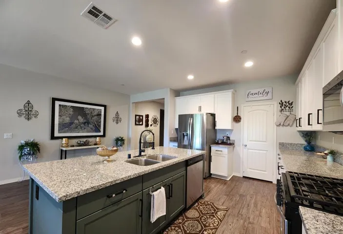 24959 Bridlewood Cir, Menifee, California 92584