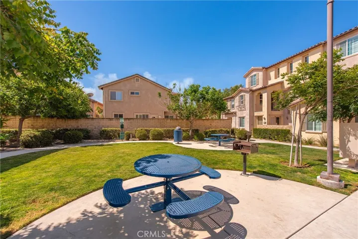 442 Stratus 4, Simi Valley, California 93065