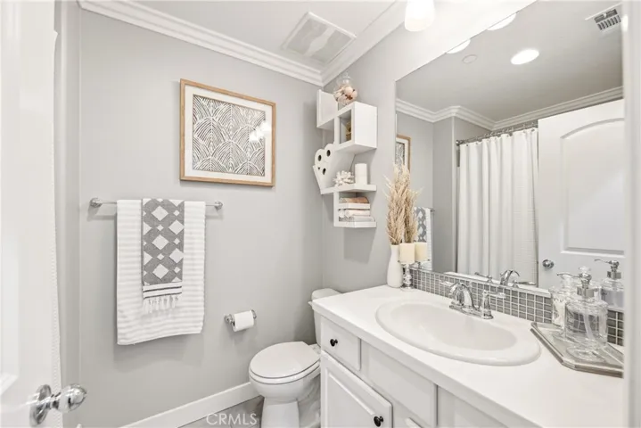 442 Stratus 4, Simi Valley, California 93065