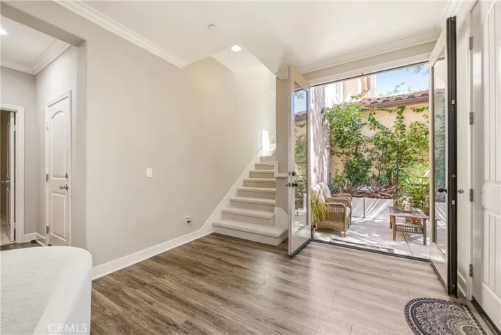 442 Stratus 4, Simi Valley, California 93065