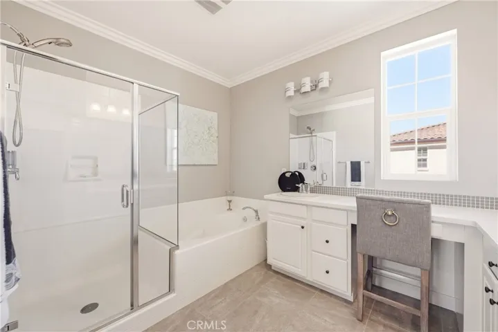 442 Stratus 4, Simi Valley, California 93065