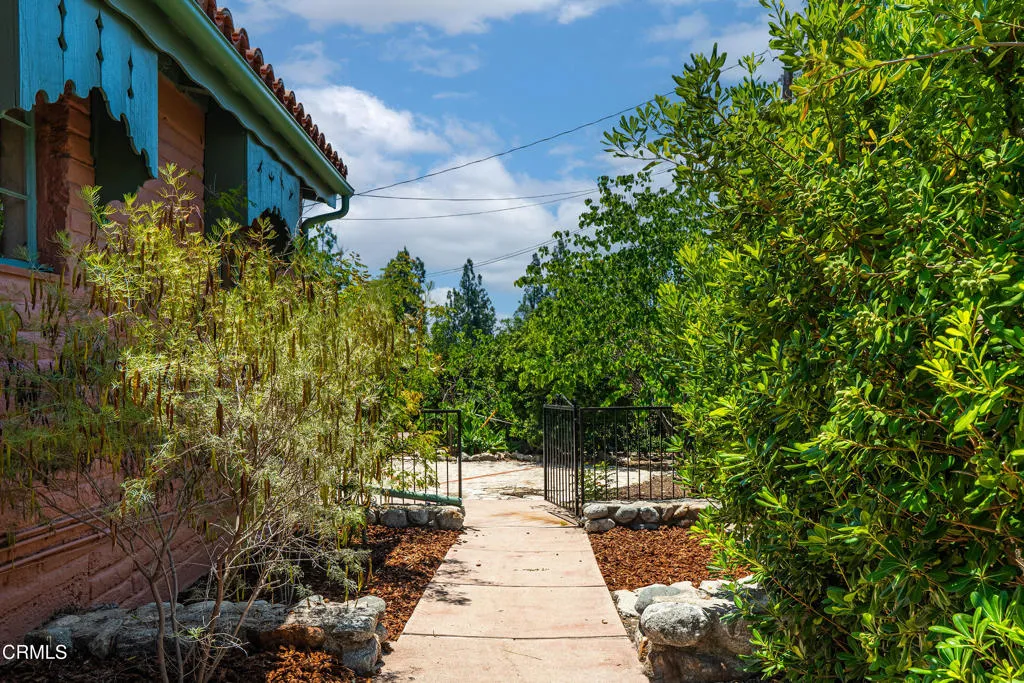 El Moreno75