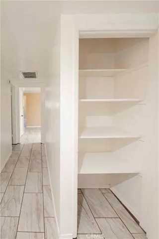 19808 Londelius Street, Northridge, California 91324
