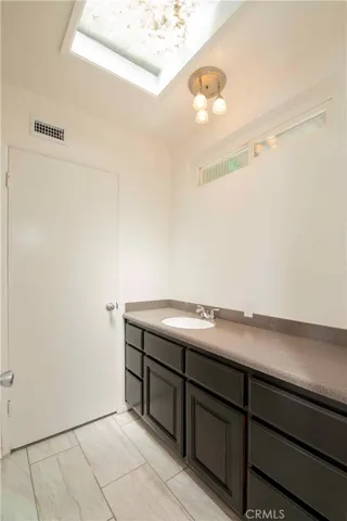 19808 Londelius Street, Northridge, California 91324
