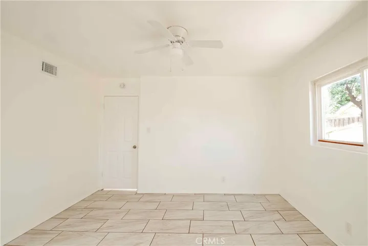 19808 Londelius Street, Northridge, California 91324