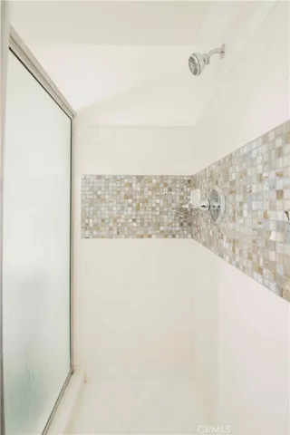 19808 Londelius Street, Northridge, California 91324