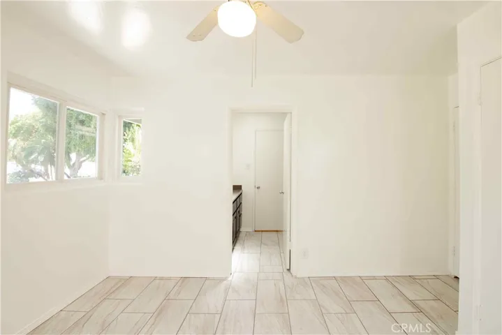 19808 Londelius Street, Northridge, California 91324