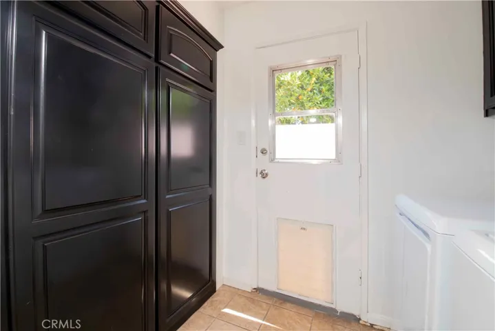 19808 Londelius Street, Northridge, California 91324