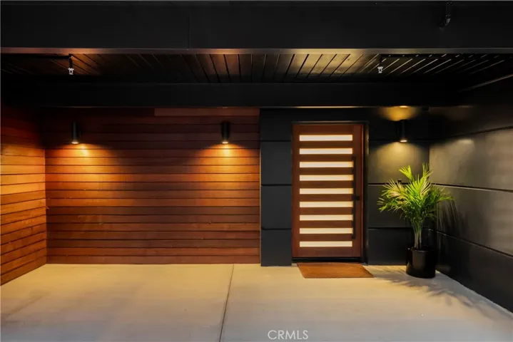 1147 Miramar St, Laguna Beach, California 92651