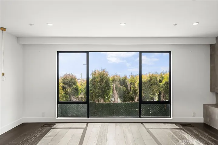 1147 Miramar St, Laguna Beach, California 92651