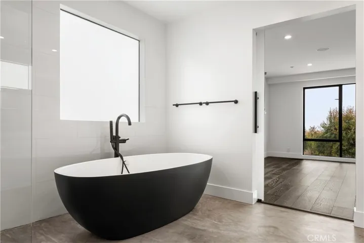 1147 Miramar St, Laguna Beach, California 92651