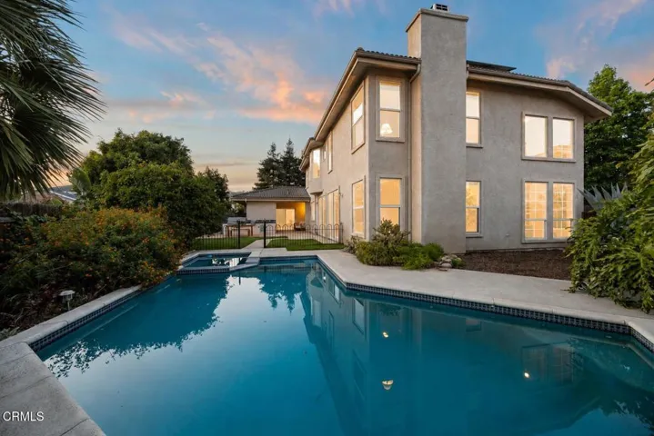 Backyard / Pool