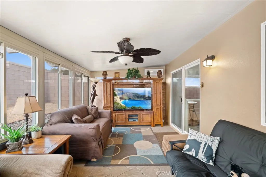 Bonus Outdoor Living/Lanai
