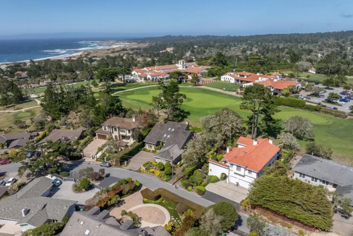 1043 Broncho Road, Pebble Beach, California 93953