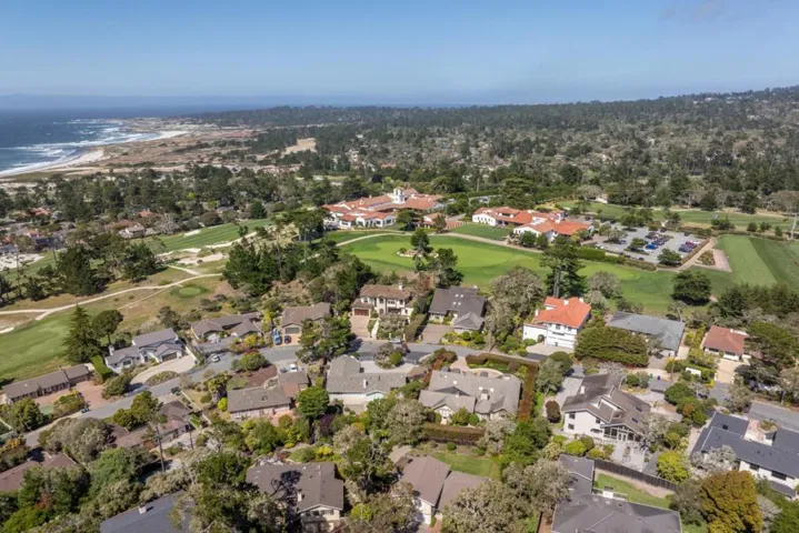1043 Broncho Road, Pebble Beach, California 93953