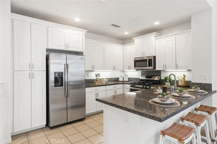202 Rose Arch, Irvine, California 92620