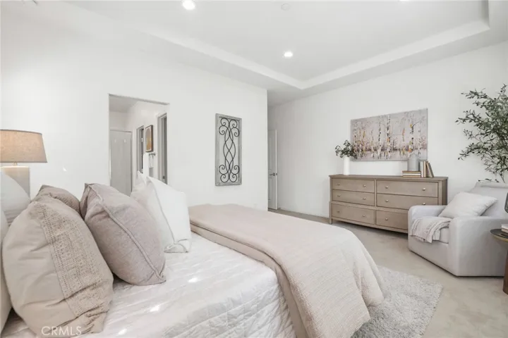 202 Rose Arch, Irvine, California 92620