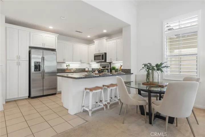 202 Rose Arch, Irvine, California 92620