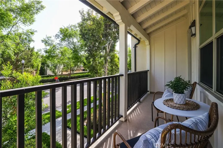 202 Rose Arch, Irvine, California 92620