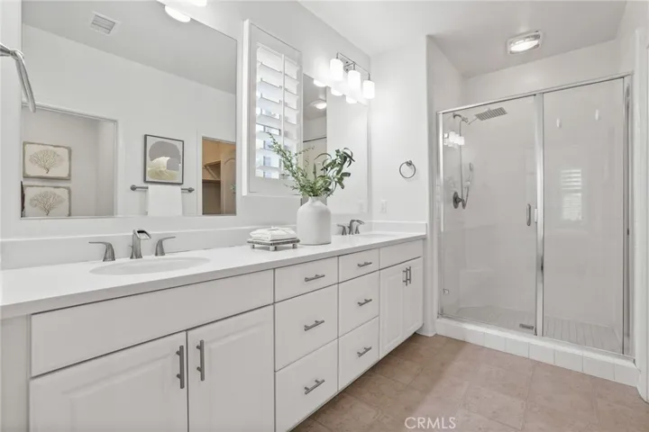202 Rose Arch, Irvine, California 92620