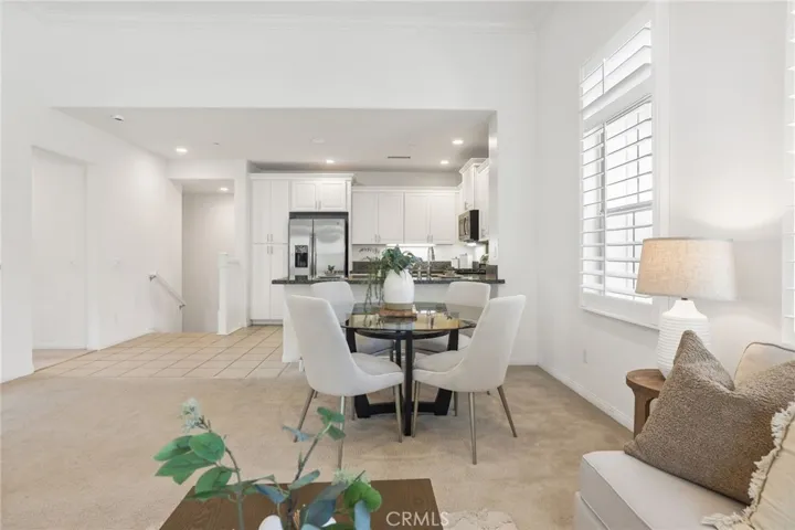 202 Rose Arch, Irvine, California 92620