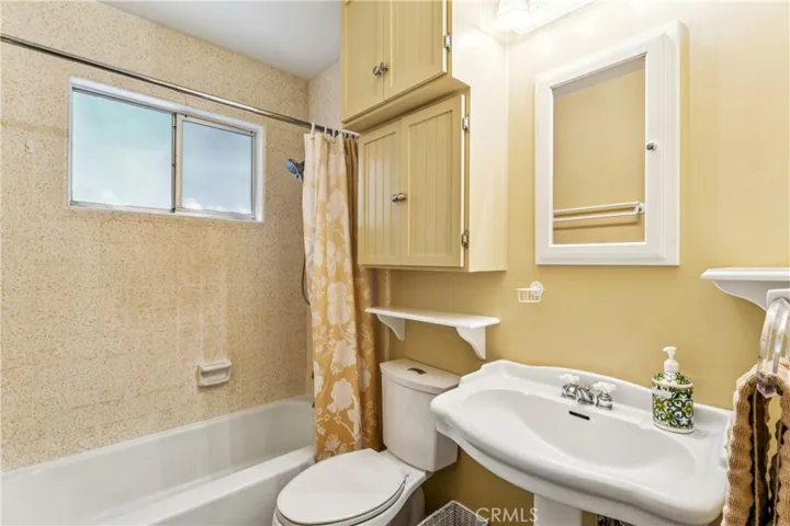 29029 Alder Terrace, Cedar Glen, California 92321