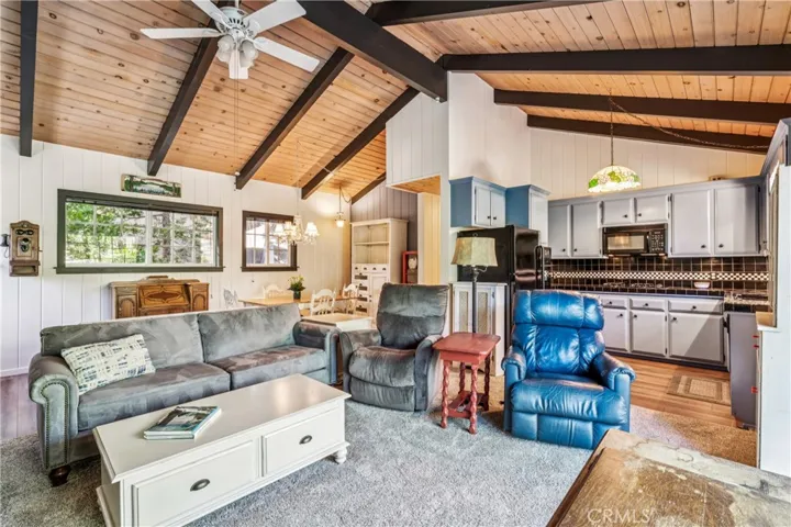 29029 Alder Terrace, Cedar Glen, California 92321