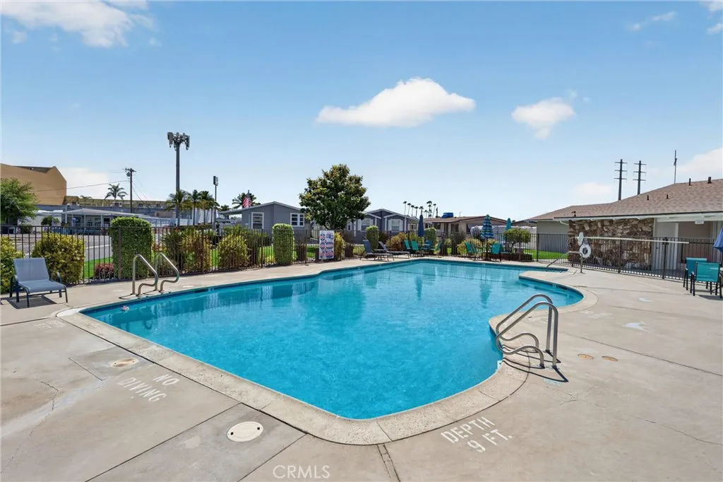 Community pool