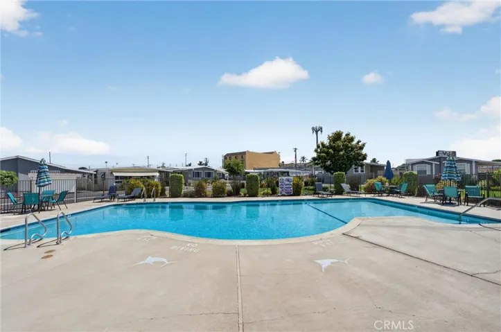 Community pool