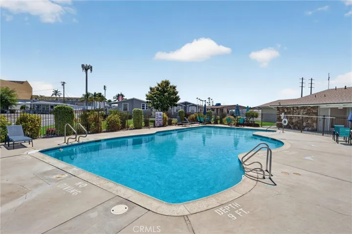 Community pool