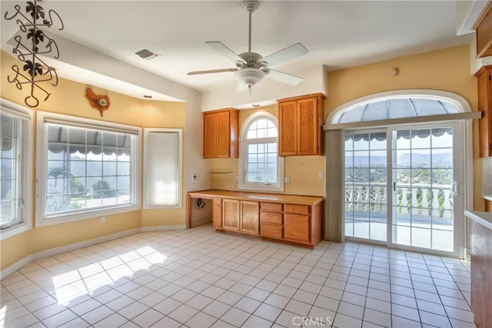 Guest Home - Dining Area