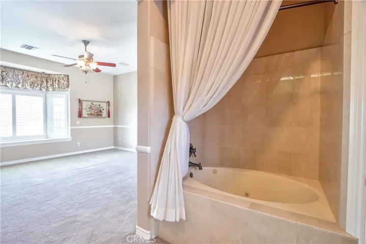 Junior Suite Bathroom