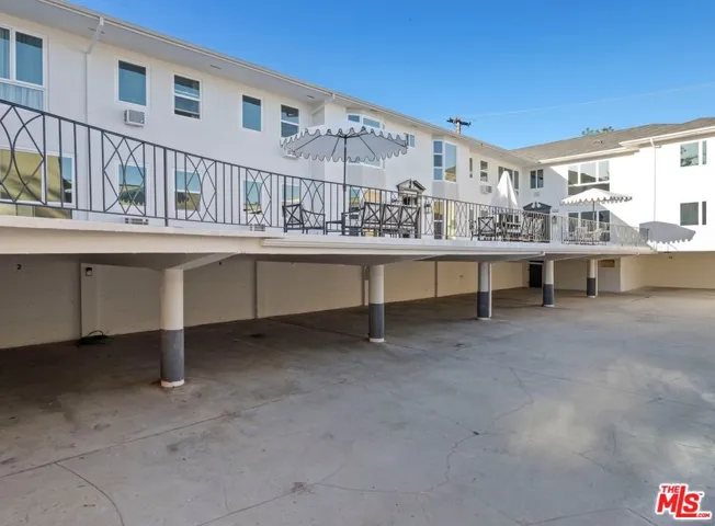 1252 Crescent Heights 2, West Hollywood, California 90046