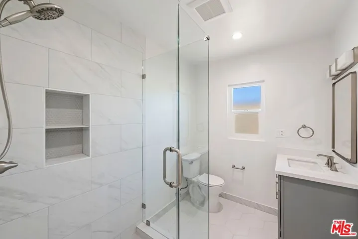 1252 Crescent Heights 2, West Hollywood, California 90046