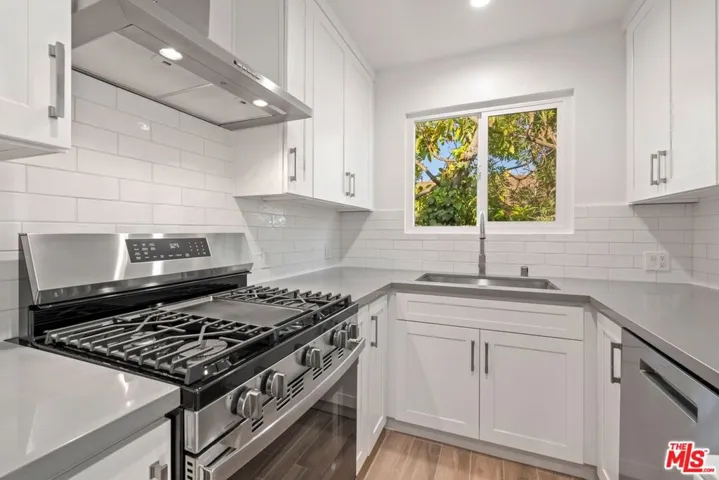 1252 Crescent Heights 2, West Hollywood, California 90046