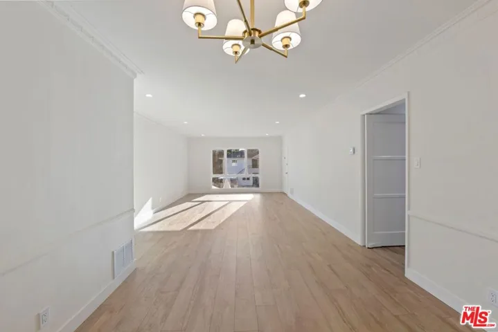 1252 Crescent Heights 2, West Hollywood, California 90046