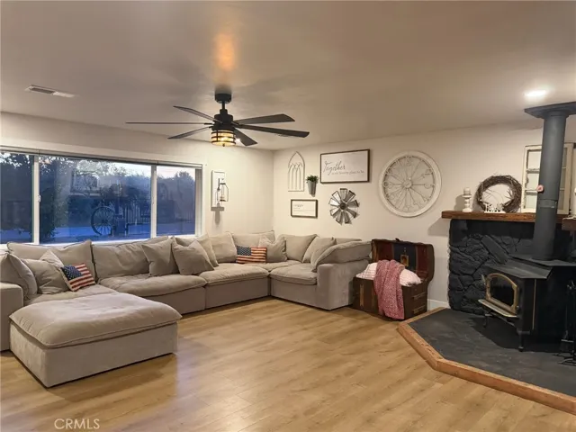 7460 Redlands Ave, Gerber, California 96035