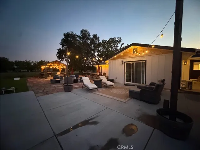 7460 Redlands Ave, Gerber, California 96035