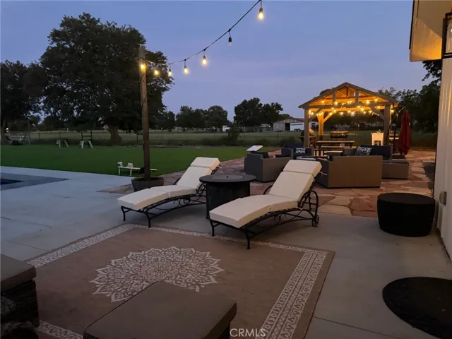7460 Redlands Ave, Gerber, California 96035