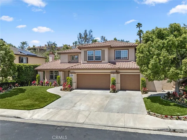 1049 S Summer Breeze, Anaheim Hills, California 92808