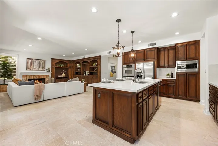 1049 S Summer Breeze, Anaheim Hills, California 92808