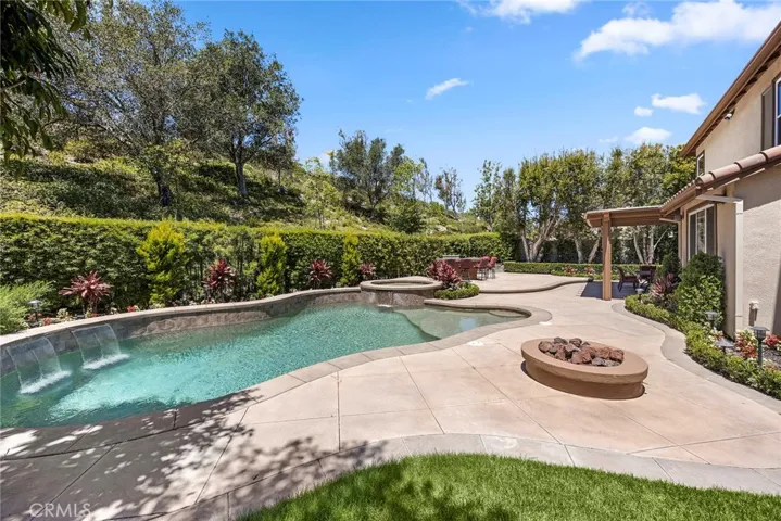 1049 S Summer Breeze, Anaheim Hills, California 92808