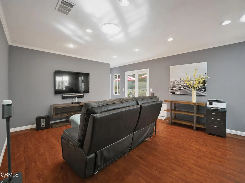 Family room-4