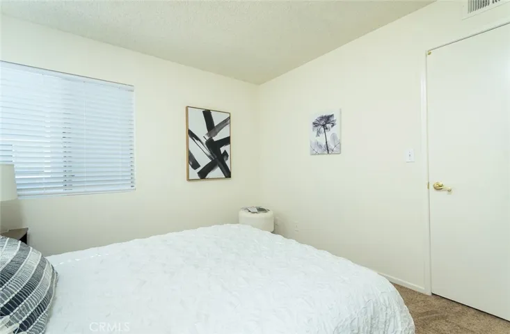 26794 Claudette, Canyon Country, California 91351