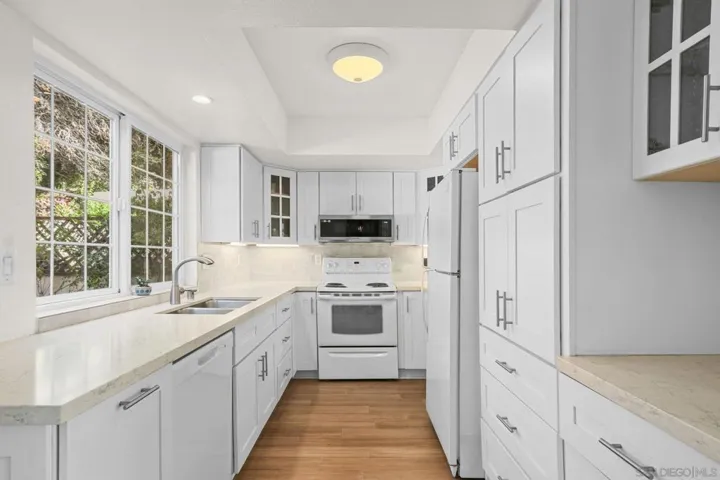 5430 Linda Vista 30, San Diego, California 92110