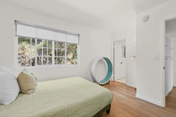 5430 Linda Vista 30, San Diego, California 92110